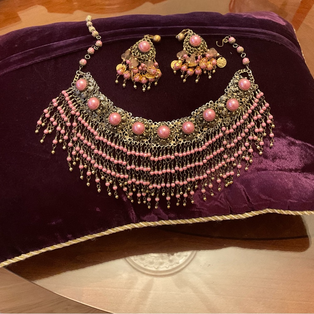 NECKLACE/EARRING SET ELABORATE FRINGE COLLAR PINK BEADED VINTAGE STATEMENT INDIA